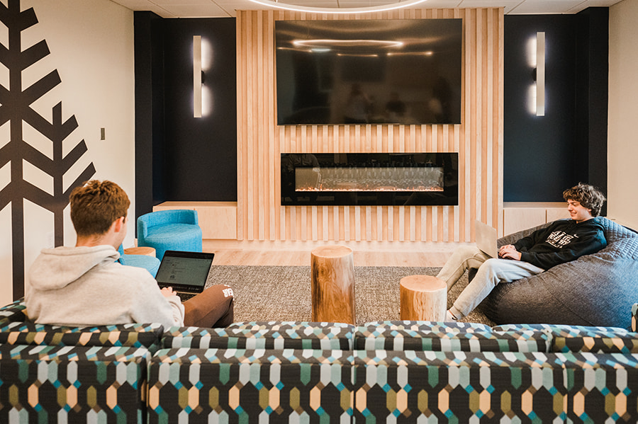 Business Programs 8 Saint Joseph's College students hang out in nearby Portland, Maine's largest city.