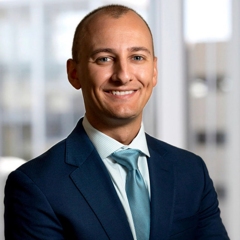 Dr. Dejan Varagić, Optometrist